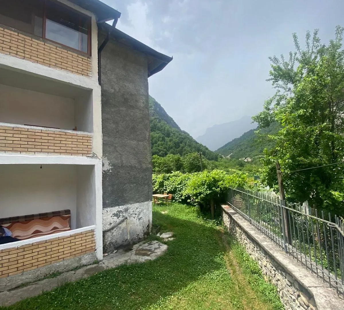 Guesthouse Sibora Valbone Gasthof